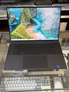 Ноутбук DELL XPS 17 9720