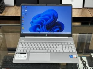 Ноутбук HP 15-dy5xxx i5-1235U