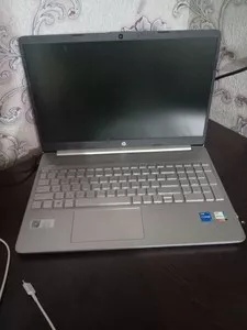 Ноутбук HP Intel Core i5-1235U