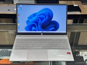 Ноутбук HP Pavilion 15-eh1xxx Ryzen 5 16/256 ГБ