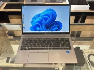 Ноутбук HP ZBook Firefly 15 G8