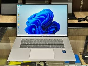 Ноутбук HP ZBook Studio 16 G10