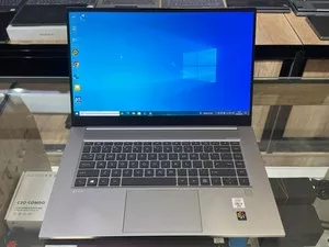 Ноутбук HP ZBook Studio G7