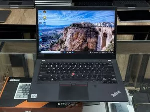 Ноутбук Lenovo ThinkPad E14 (i5-10210U, 8GB RAM, 256GB SSD)