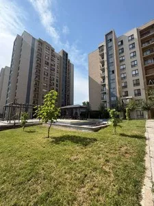 Однокомнатная квартира в новостройке, Олмазор Сити
