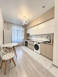 Однокомнатная квартира в новостройке Parkent Plaza