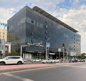 Офисное помещение 294 м2 в Яккасарайском районе