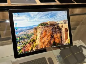 Планшет Microsoft Surface Pro 7