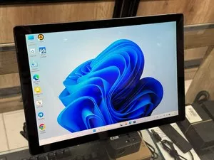 Планшет Microsoft Surface Pro 7