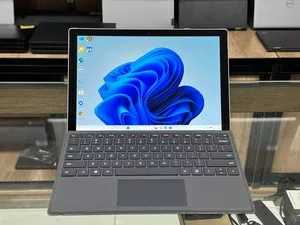 Планшет Microsoft Surface Pro