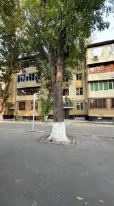 Продается 2-комнатная квартира в Андижане, 4-й микрорайон
