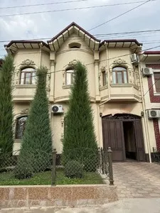 Продается 3-уровневый дом в Яккасарайском районе