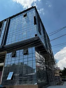 Продается 6-этажное здание в Яккасарайском районе
