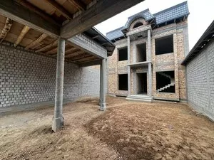 Продается дом (коробка) в Юнусабадском районе