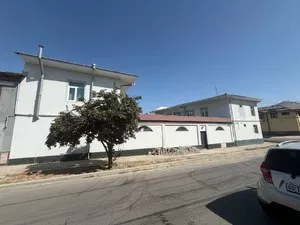 Продается дом в Чиланзарском районе, махалля Чарх Камолон