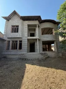 Продается евродом (коробка) в Мирзо-Улугбекском районе