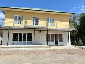 Продажа 2-этажного здания в городе Поп