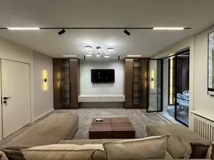 Продажа 3-комнатной квартиры, 80 м2, ул. Юсуфа Хос Ходжиба