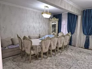 Продажа 4-комнатной квартиры на Ахмад Югнакий