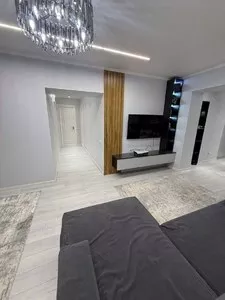 Продажа 5-комнатной квартиры, 112 м2, Ц-2