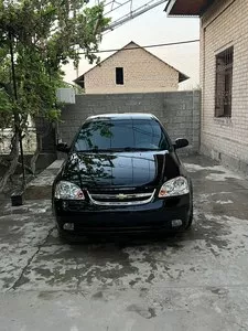 Продажа автомобиля Chevrolet 2004 года