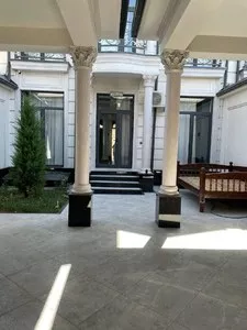 Продажа дома на Буюк Ипак Йули (Центр Луначарского)