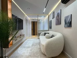 Продажа комнаты с новым ремонтом и мебелью