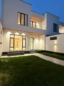 Продажа современного евродома на Бадамзаре, 3 уровня, 7 комнат