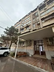 Просторная 5-комнатная квартира в Мирабадском районе