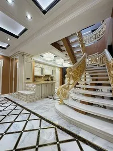 Пятикомнатная квартира в ЖК Истикбол, 200 кв.м