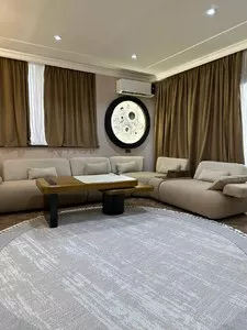 Пятикомнатная квартира в ЖК Sky Builds, 180 м²