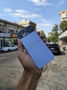 Samsung Galaxy Z Flip 4 256GB