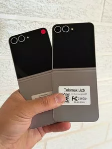 Samsung Galaxy Z Flip 6 5G, 256 ГБ, Silver Shadow