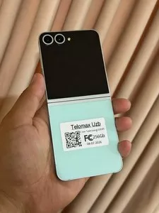 Samsung Galaxy Z Flip 6 5G (256 ГБ)