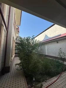 Сдается 8-комнатный дом в Сергелийском районе