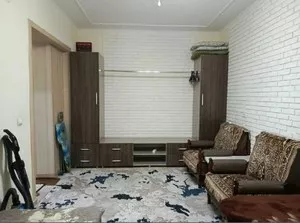 Сдам квартиру у м. Бий, 30 м², закрытый двор, рядом метро