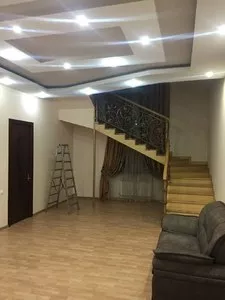 Шестикомнатная квартира на улице Шевченко, 150 м2