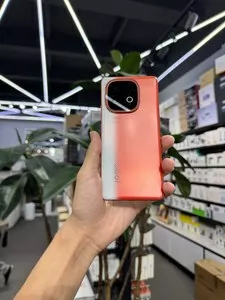 Смартфон IQOO Neo 10 16/512GB