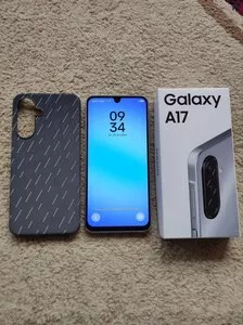Смартфон Samsung A17 4/128GB