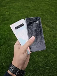 Смартфон Samsung Galaxy S10 128GB