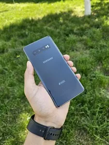 Смартфон Samsung Galaxy S10 Plus DUOS 128GB