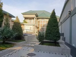 Современный дом в Яккасарайском районе