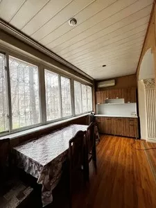 Трехкомнатная квартира, 65 м2, метро Б.И.Й