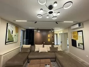 Трехкомнатная квартира 80 м2 на улице Лопатина