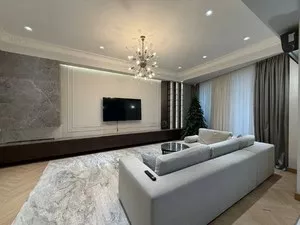 Трехкомнатная квартира в ЖК Do'stlar, 128 м2