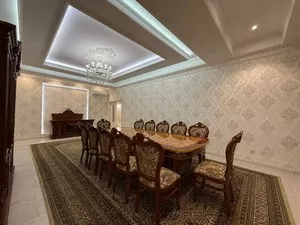 Трехкомнатная квартира в ЖК Glinka, 147 м2