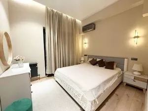 Трехкомнатная квартира в ЖК Казахстан, 84 м2