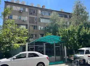 Трехкомнатная квартира в ЖК Мухташам, Юнусабадский район