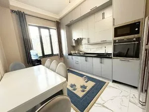 Трехкомнатная квартира в ЖК Узбегим, 114 м2