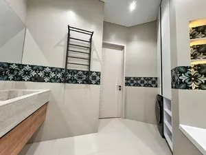 Трехкомнатная квартира в ЖК Узбегим, 114 м2